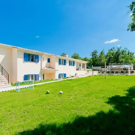 Triton Villa